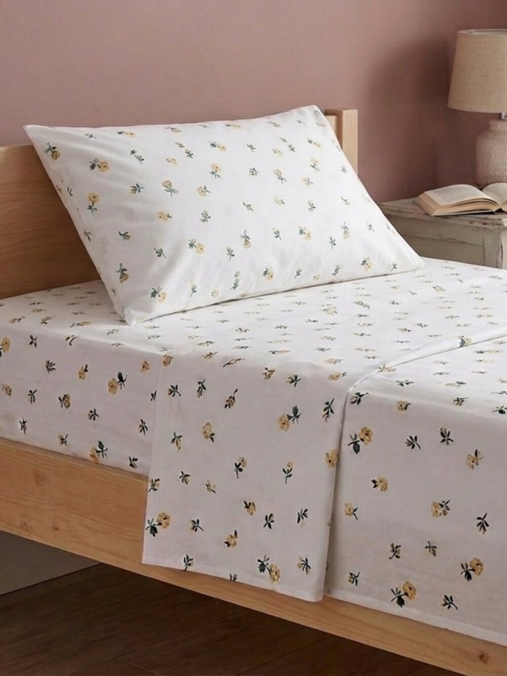 NWT! Cath Kidston Sheet Set -100% Cotton - Lace Ditsy Lemon - Twin Size